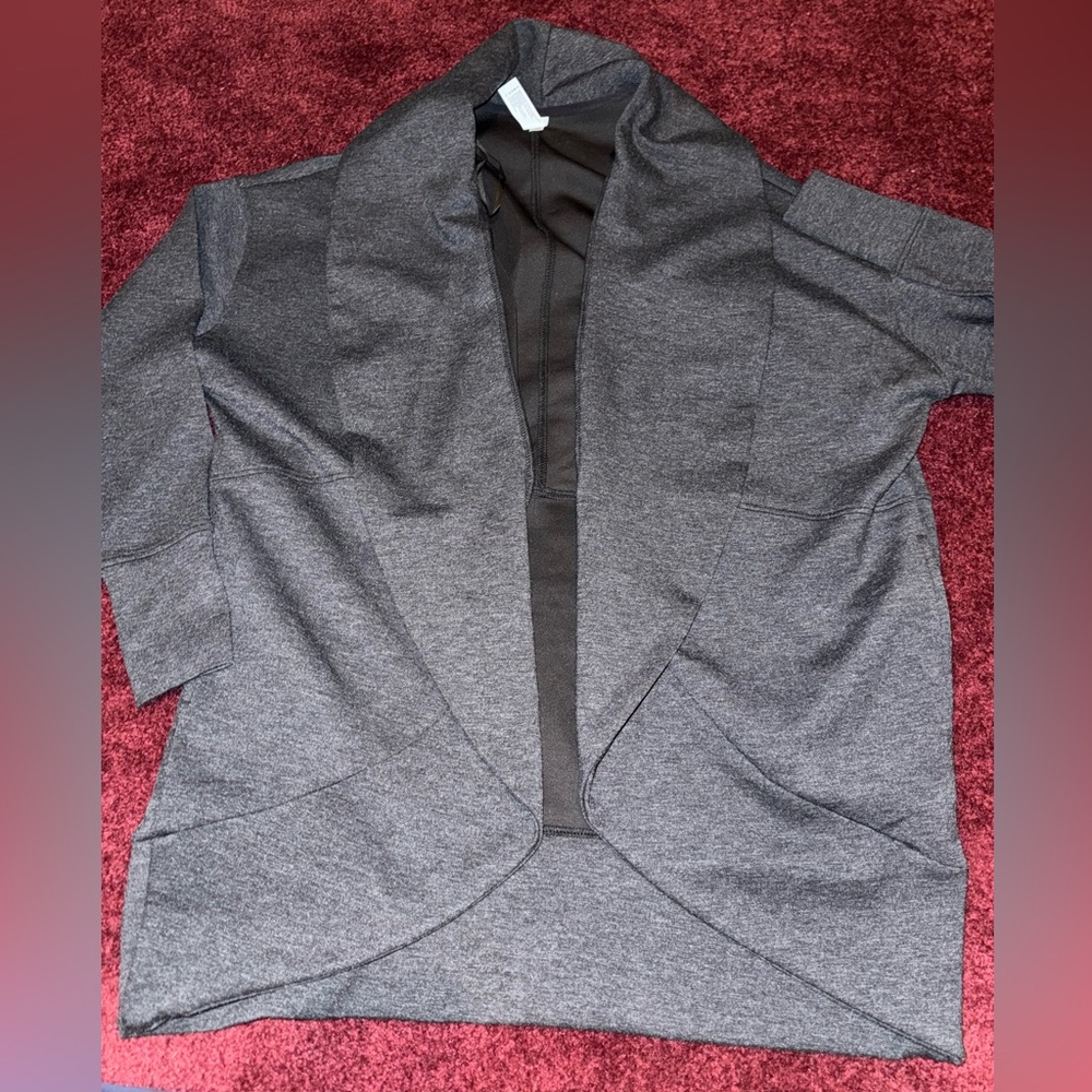 Cardigan yogalicious women’s small S gray charcoal gray